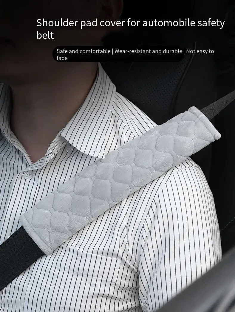 Housse universelle en peluche pour ceinture de sécurité