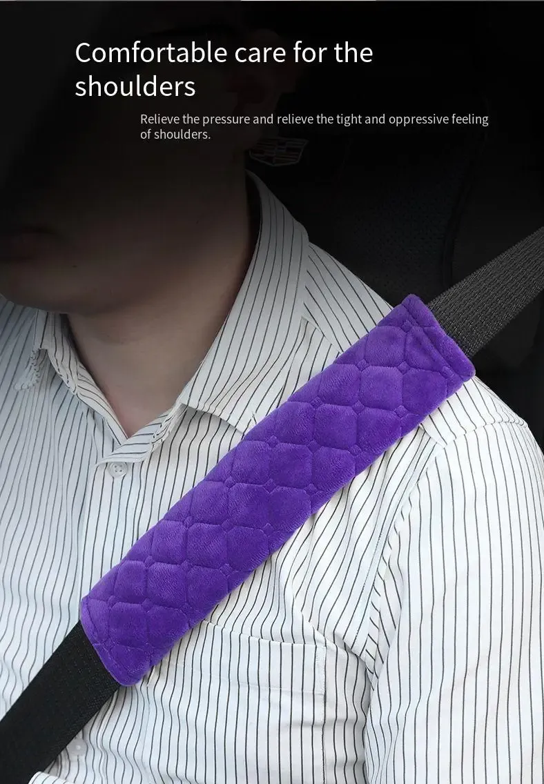 Housse de ceinture en peluche sur siège auto