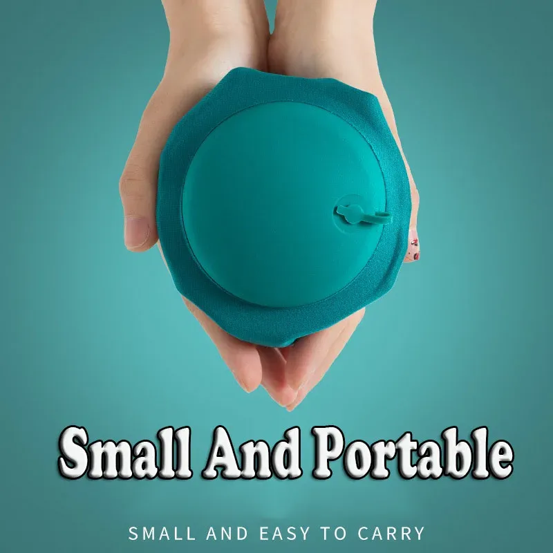 Oreiller gonflable portable en situation de voyage
