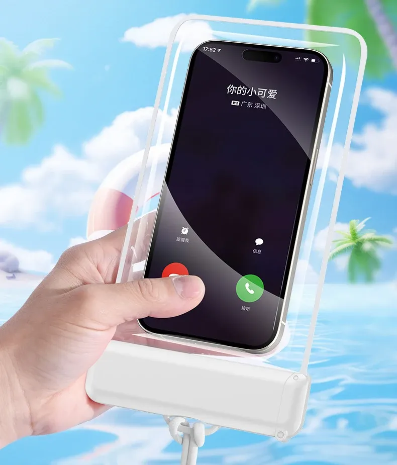 Étui étanche pour smartphone en situation d'utilisation