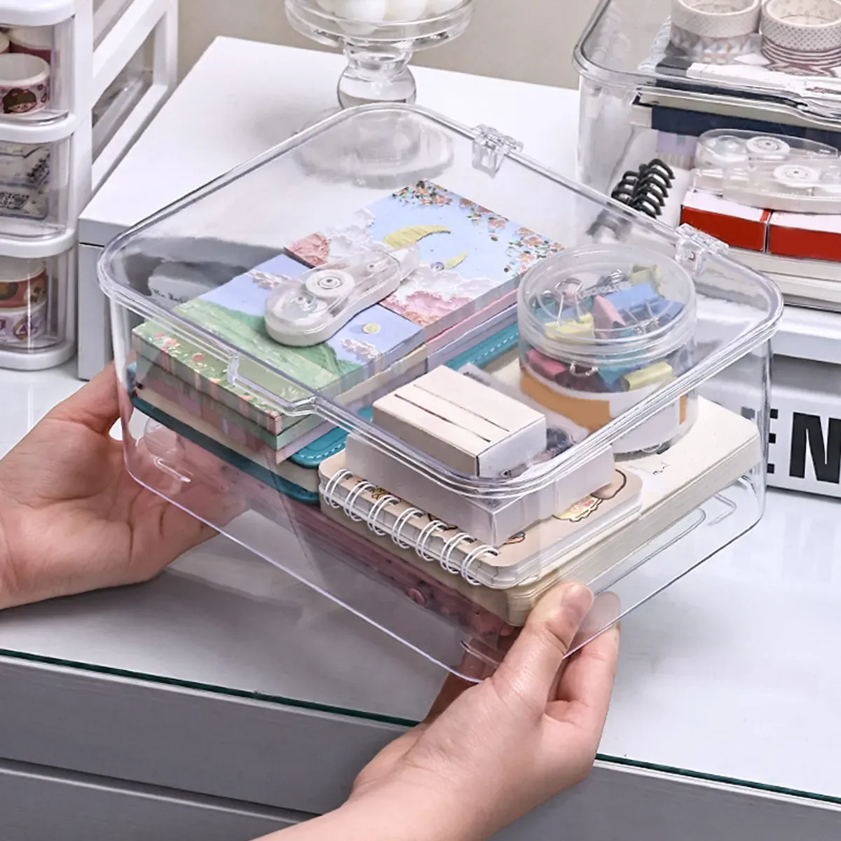 Boîte de rangement en plastique avec couvercle rabattable pour bureau 4