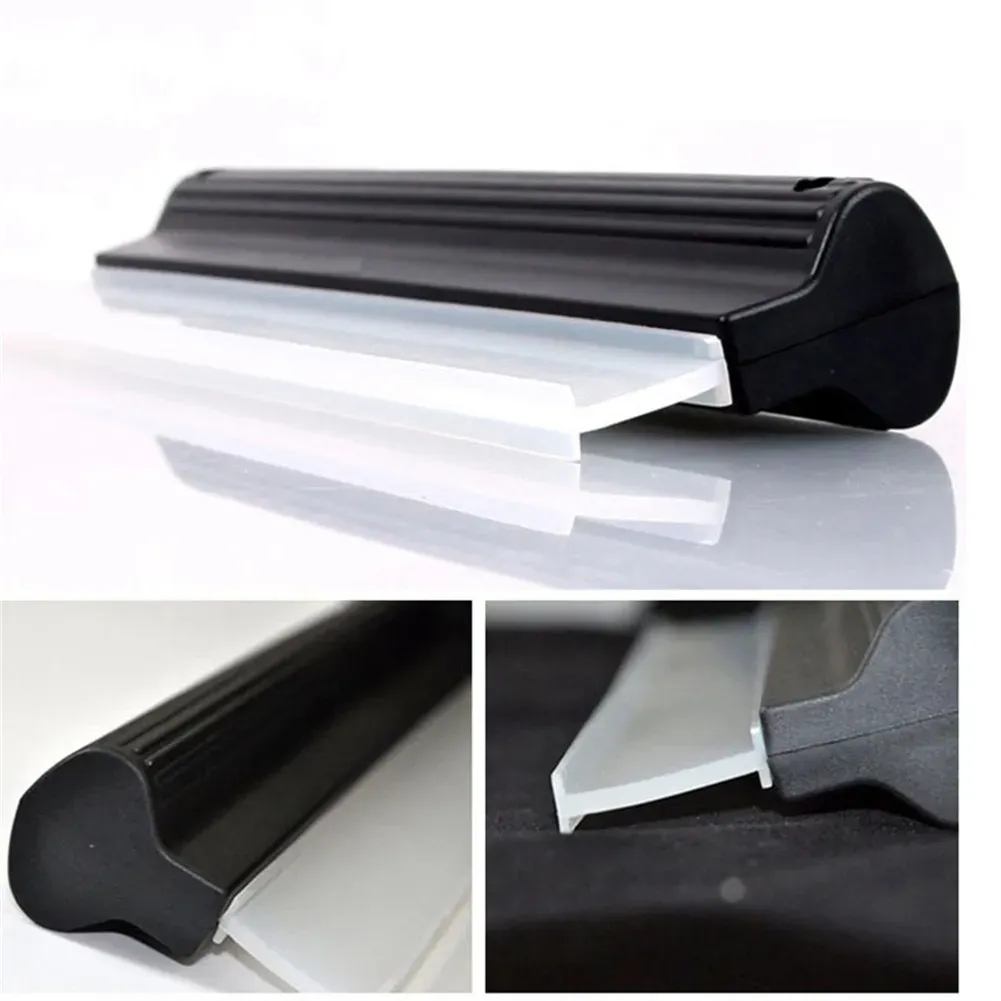 Raclette en silicone noire pour véhicule