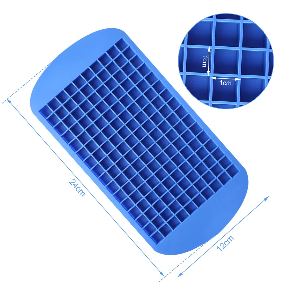 Détail du moule à glace en silicone et de ses cavités