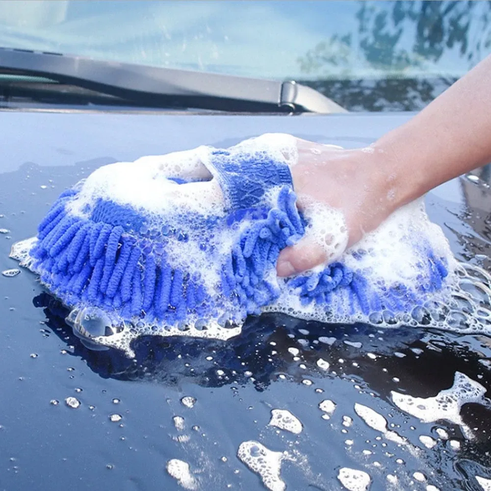 Éponge de lavage de voiture en situation