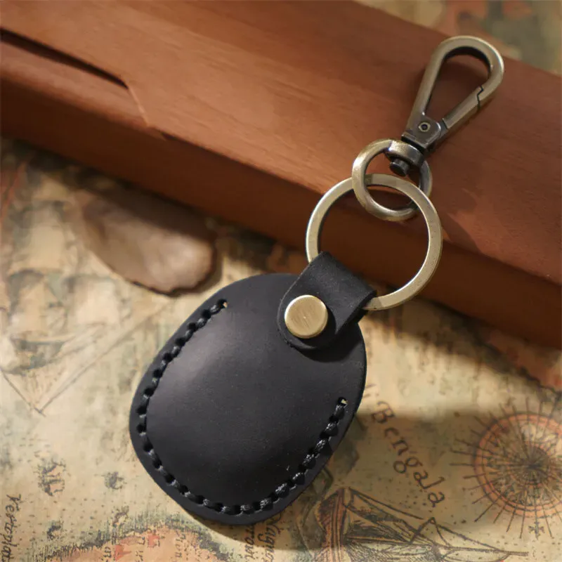 Porte-clés en cuir pour AirTag, étui de protection avec anti-perte, accessoire de localisation rétro, haute qualité 8