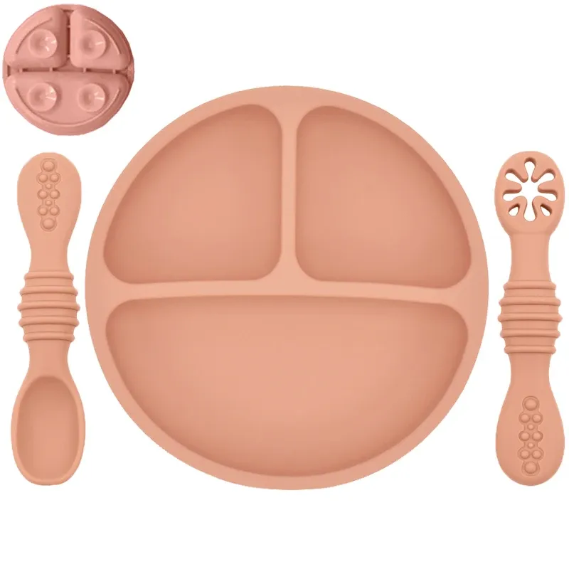 Ensemble repas bébé à la maison