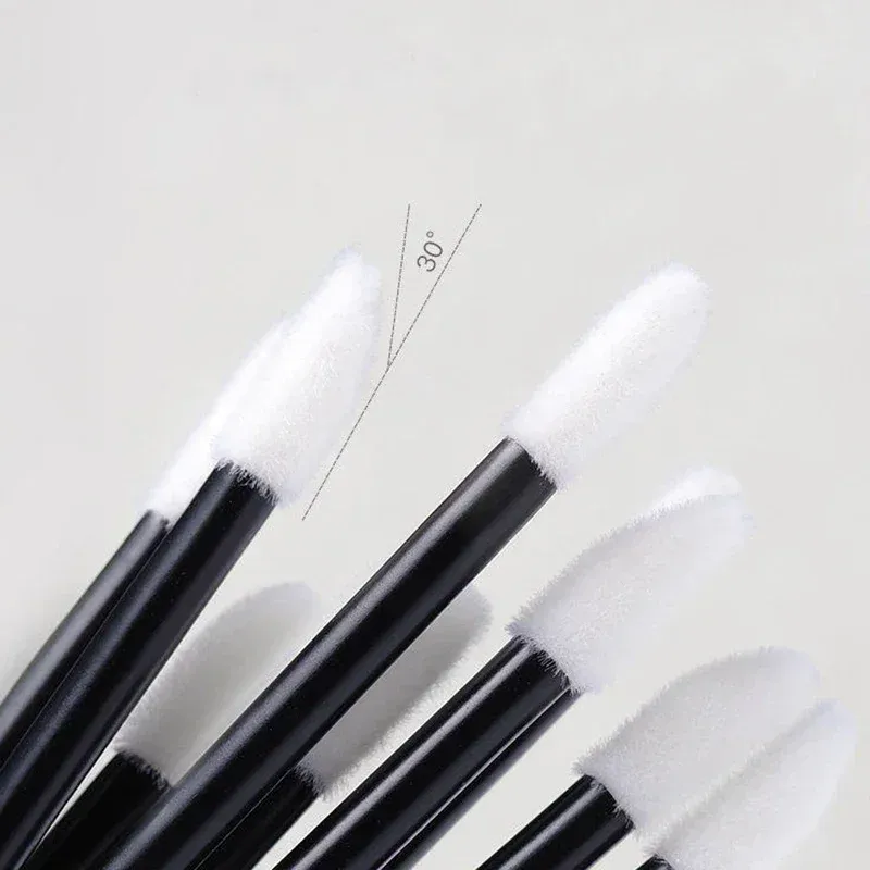 Utilisation de l'applicateur de mascara