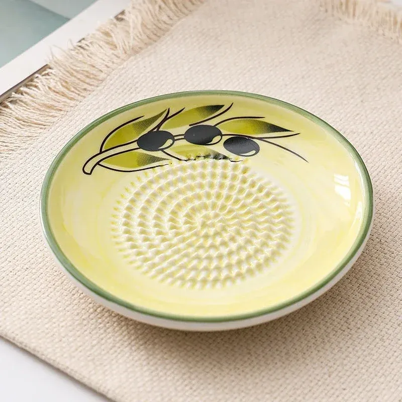 Râpe en céramique en cuisine