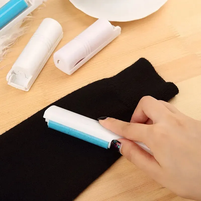 Rouleau nettoyeur de cheveux pratique