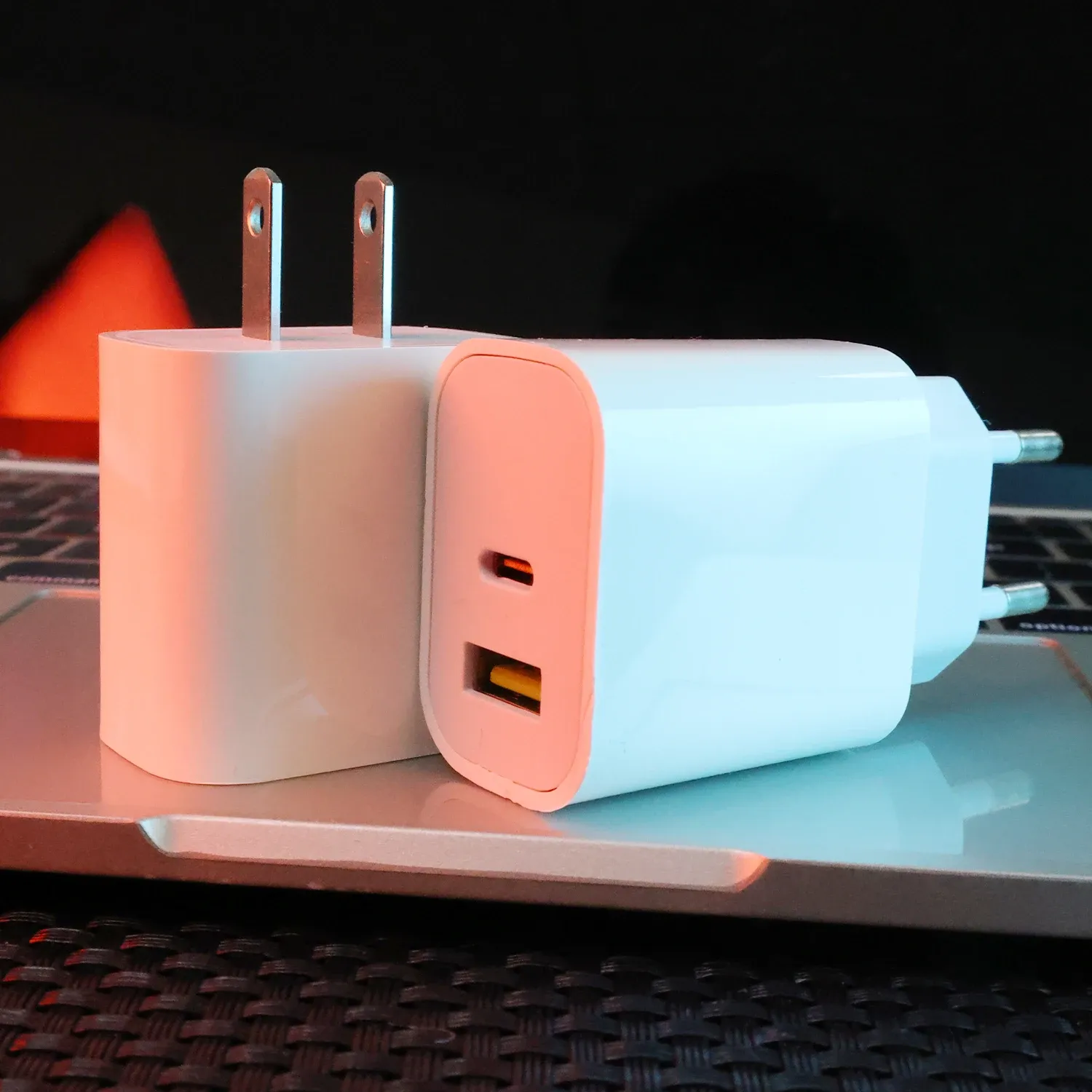 Chargeur rapide USB-C PD 20 W pour iPhone, iPad, Samsung, Xiaomi et Huawei, compatible tablettes et ordinateurs portables, prises US et EU 2