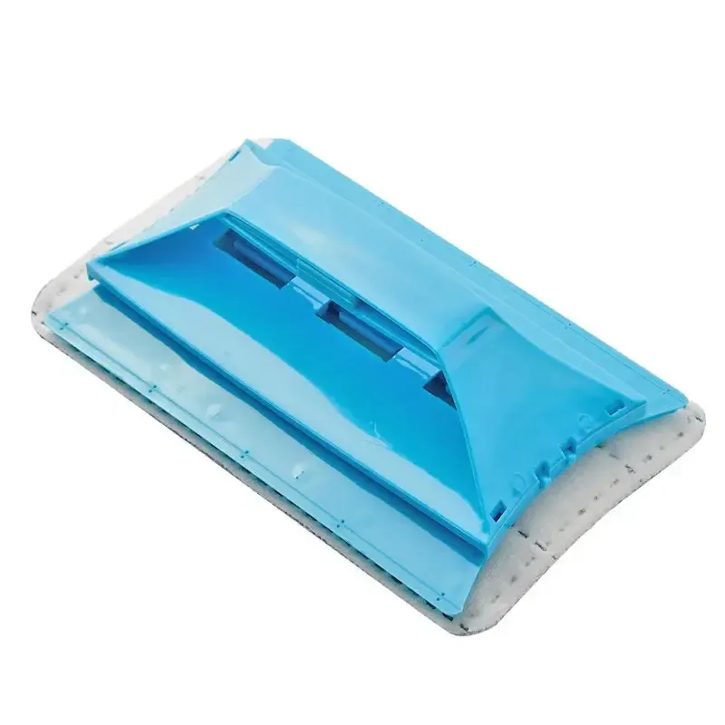 Brosse pliable de nettoyage pour rainures de fenêtre, fentes et rails de porte coulissante 7