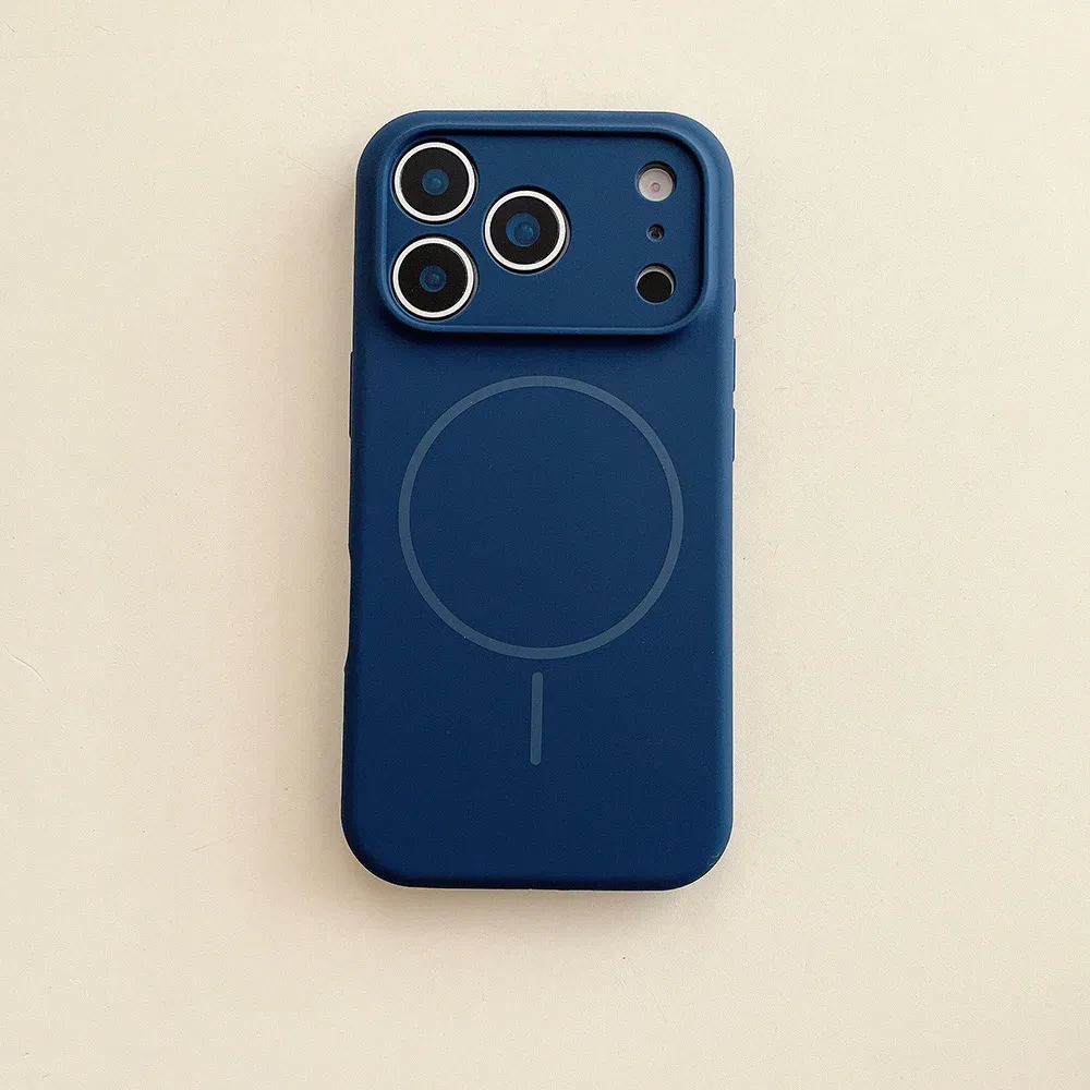 Coque en silicone liquide à finition mate compatible MagSafe pour iPhone 18, 17, Air, 16E, 16, 15 Pro Max, 14, 13, 12 12