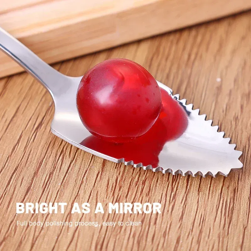 Cuillère à pamplemousse dentelée en acier inoxydable à long manche 4