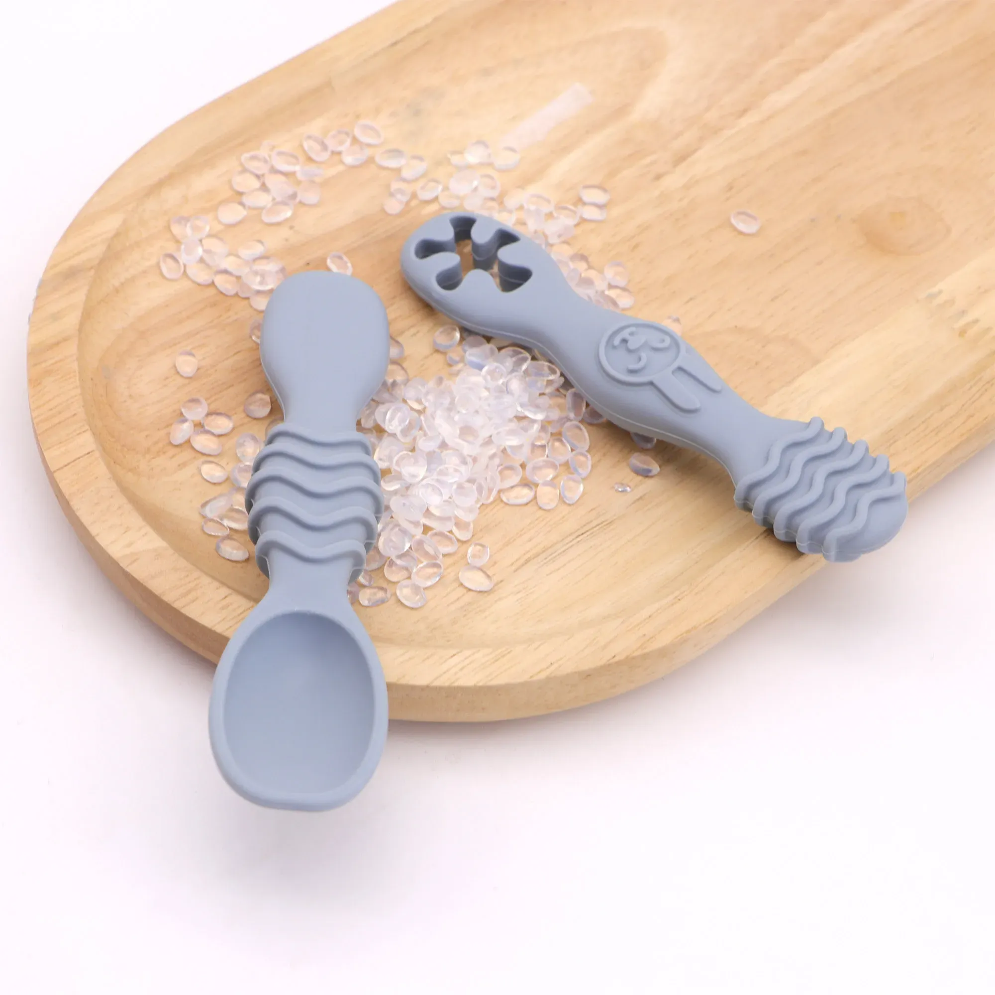 Ensemble de cuillères d'apprentissage en silicone pour bébés et tout-petits | Sans BPA | Compatible micro-ondes, lave-vaisselle et congélateur 9
