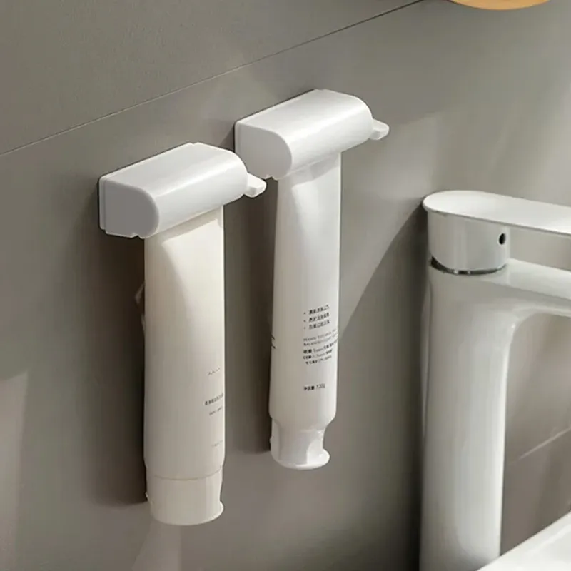Distributeur automatique de nettoyant visage et crème pour les mains