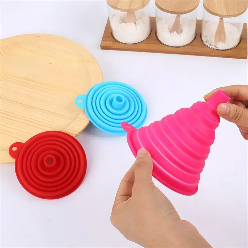 Entonnoir pliable en silicone mini, 1 pièce/2 pièces, portable, entonnoir télescopique pour le transvasement de liquides à domicile 4