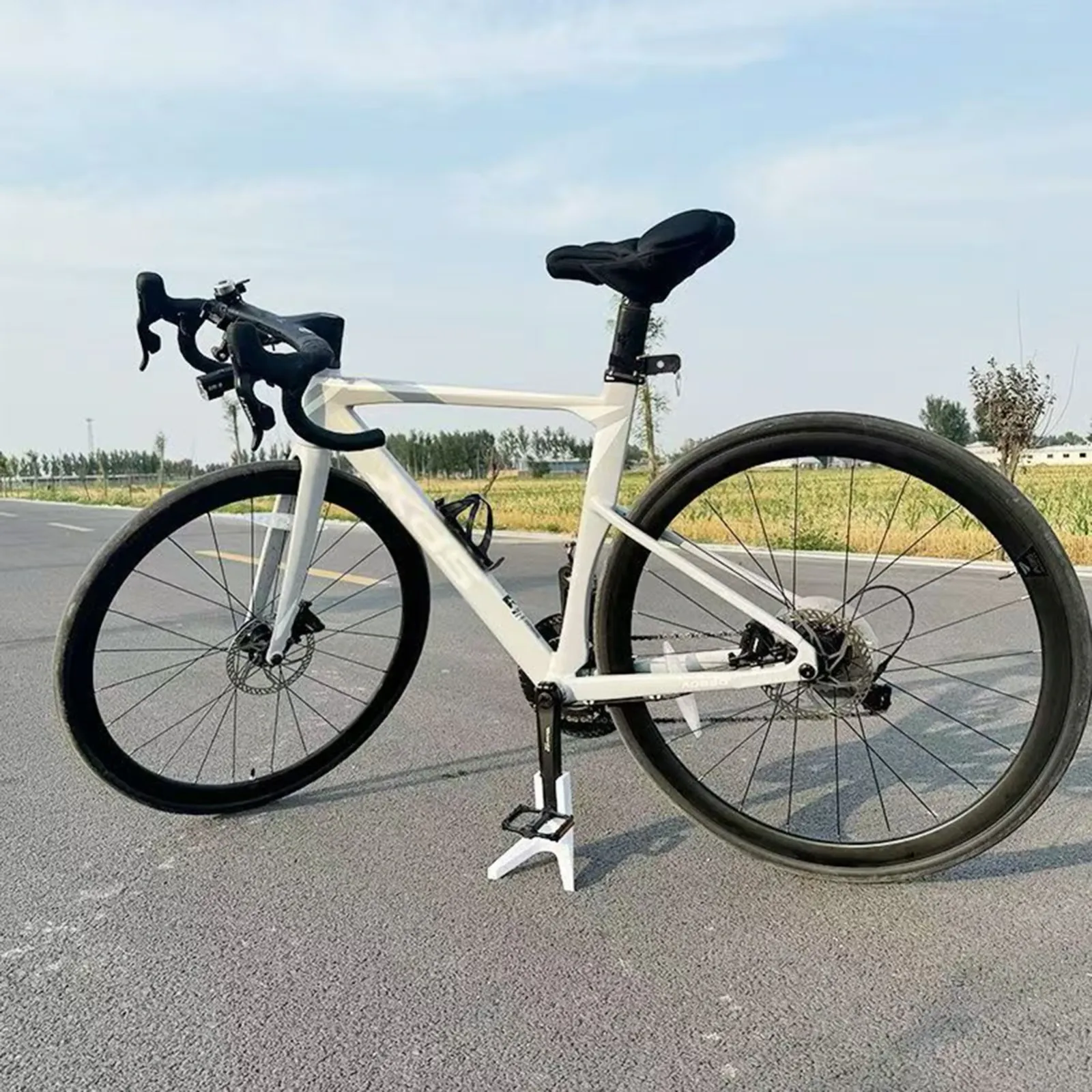 Béquille de vélo vue d'ensemble