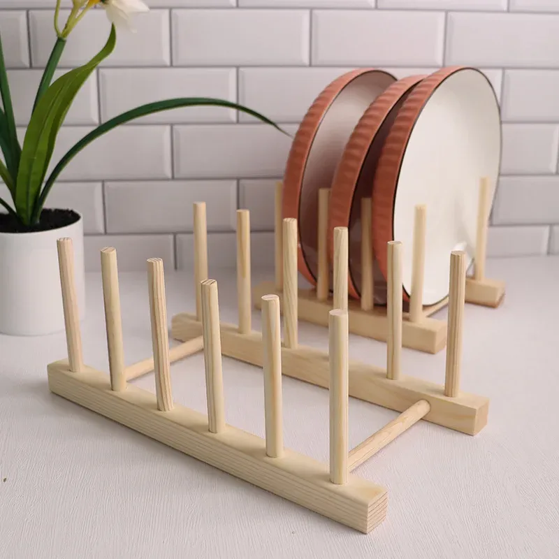 Étagère de rangement en bois pour assiettes de cuisine, présentation des usages