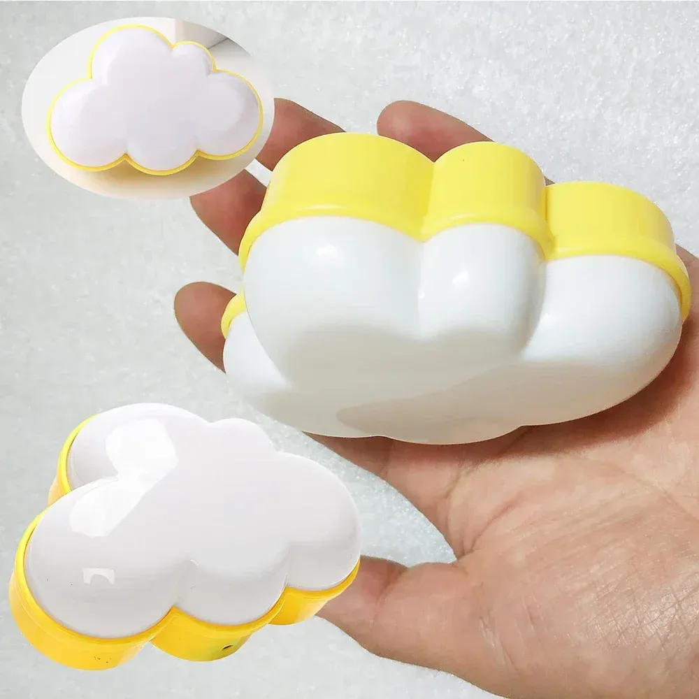 Veilleuse nuage LED sur un escalier