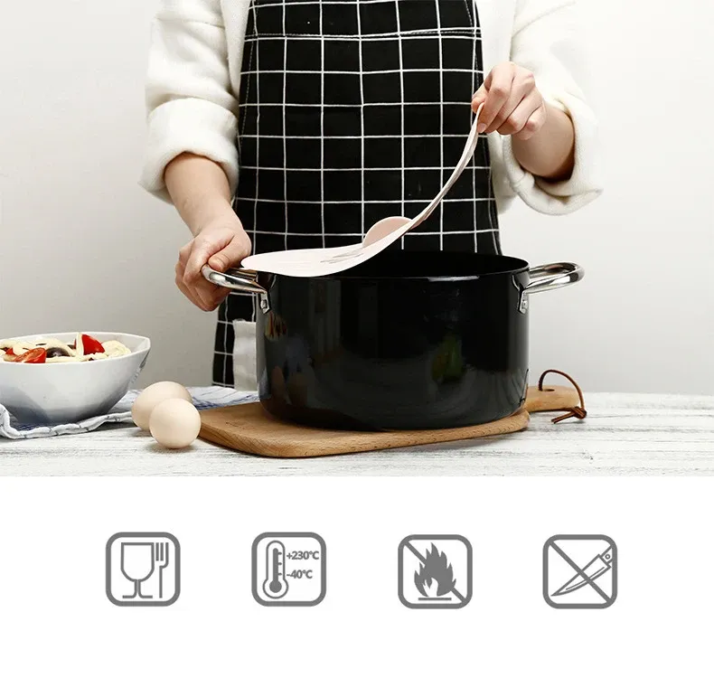 Couvre-plat universel en silicone, souplesse du matériau