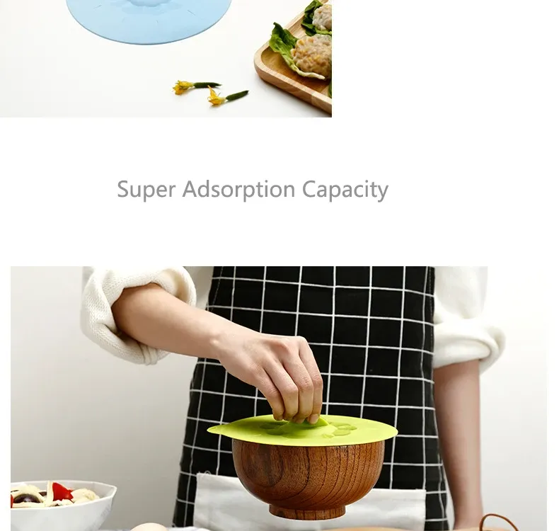 Couvre-plat universel en silicone, usage au micro-ondes