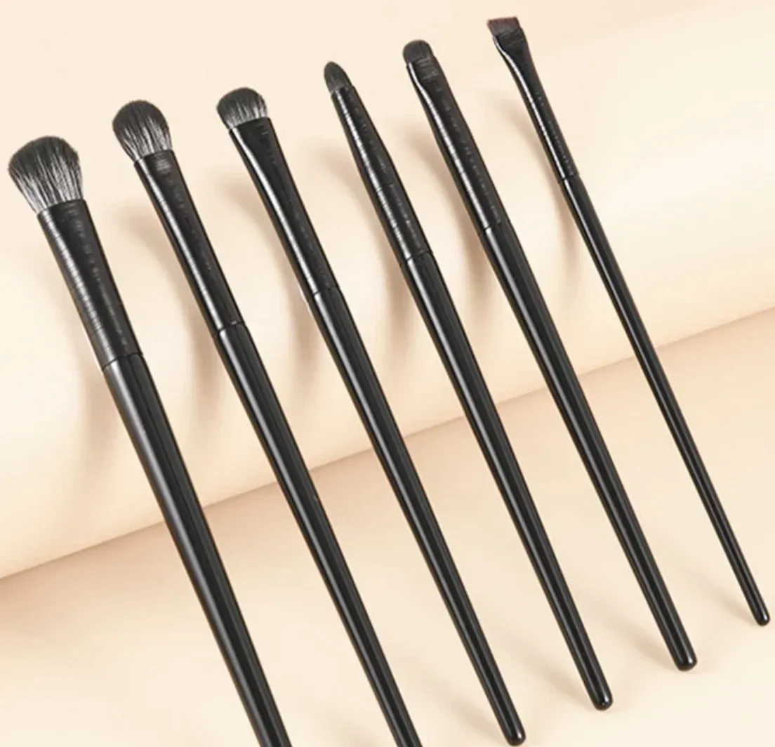 Ensemble de 6 pinceaux de maquillage pour les yeux, doux et professionnels, pour le contour, les fards à paupières, l'eye-liner et les sourcils 4