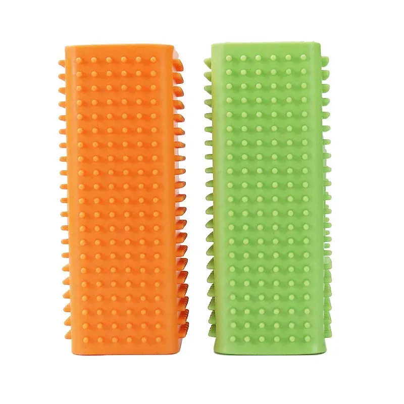 Brosse en silicone creux, usage au quotidien