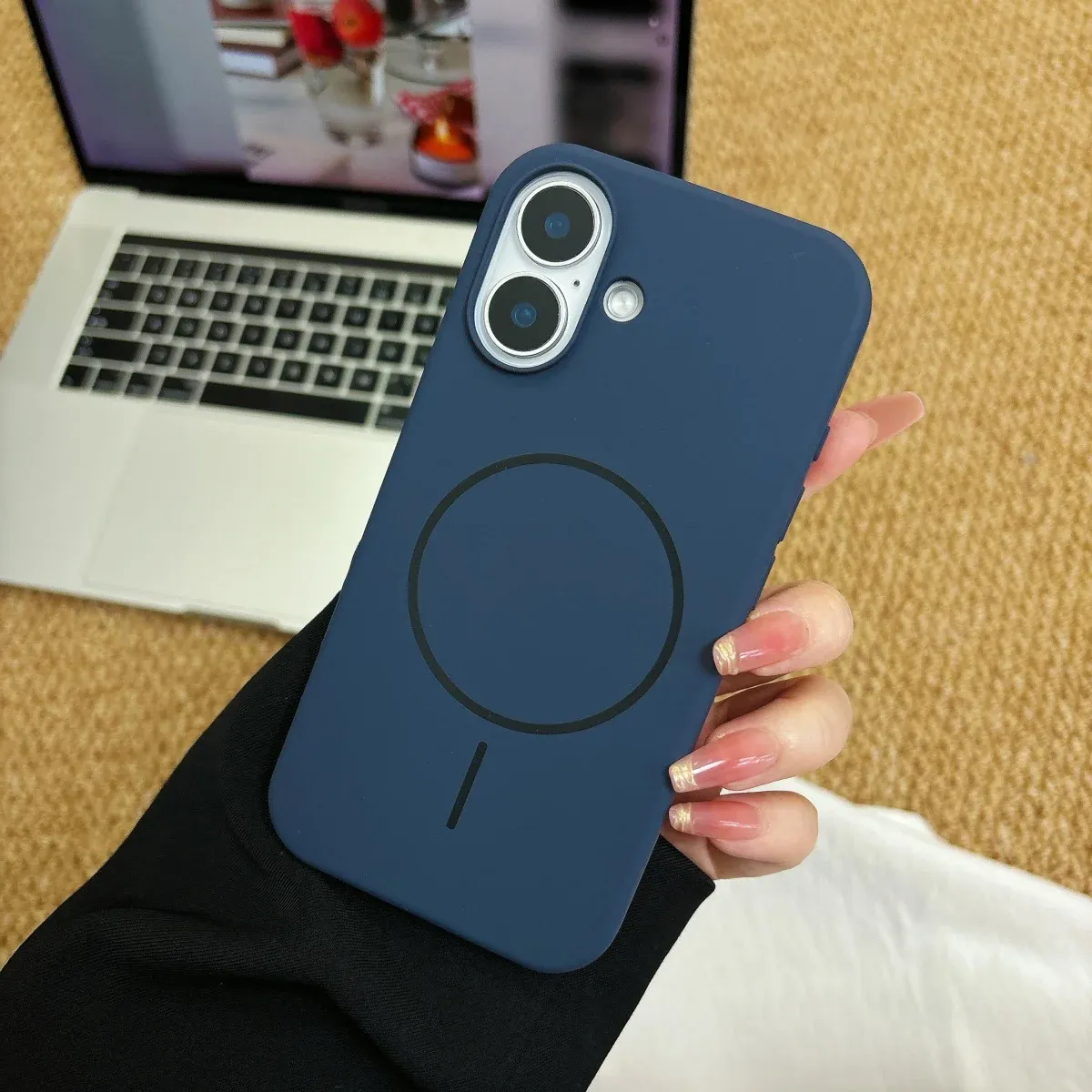 Coque magnétique avec accessoires MagSafe