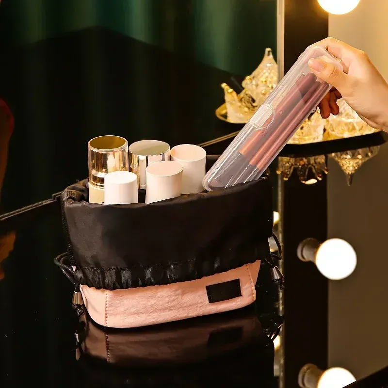 Organisateur portable transparent pour pinceaux de maquillage et crayons à sourcils, avec couvercle 6