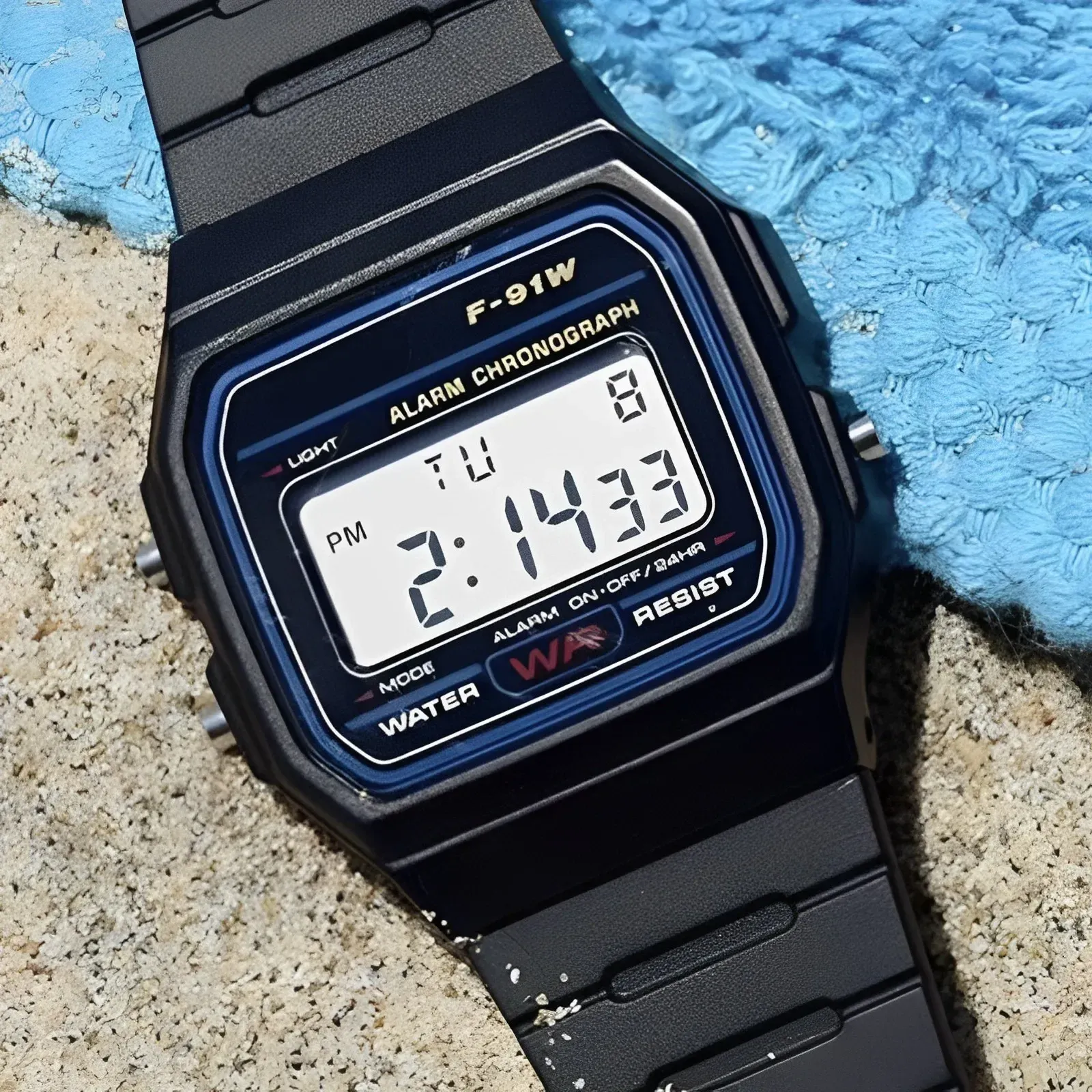 Montre numérique F91W unisexe à LED, montre-bracelet électronique étanche de sport, montre militaire, horloge 2