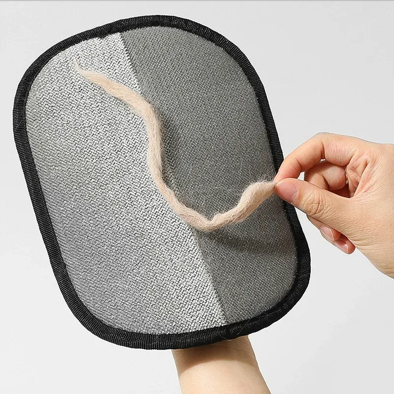 Gants électrostatiques en utilisation