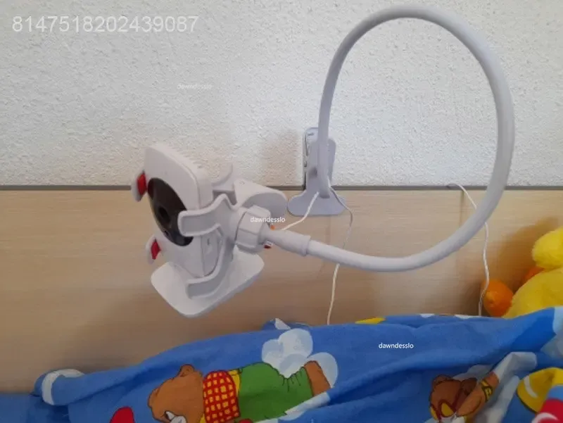 Support caméra fixé sur un berceau