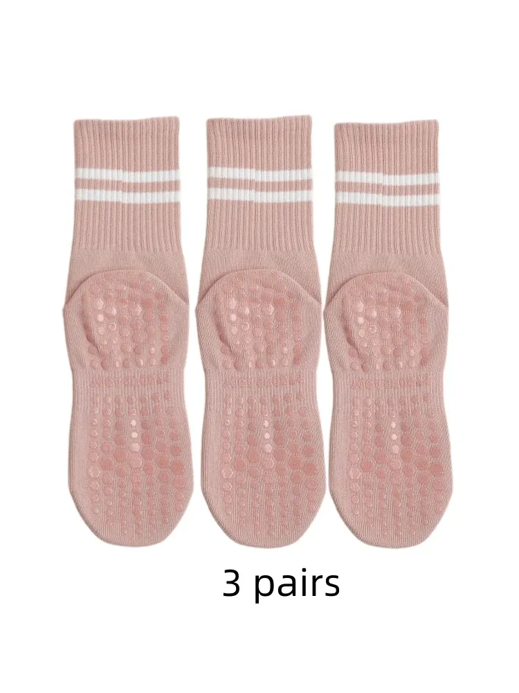 Lot de 3 paires de chaussettes de yoga mi-mollet en pur coton, avec picots antidérapants en silicone, pour le fitness en intérieur et le Pilates, chaussettes de sport pour femme. 8