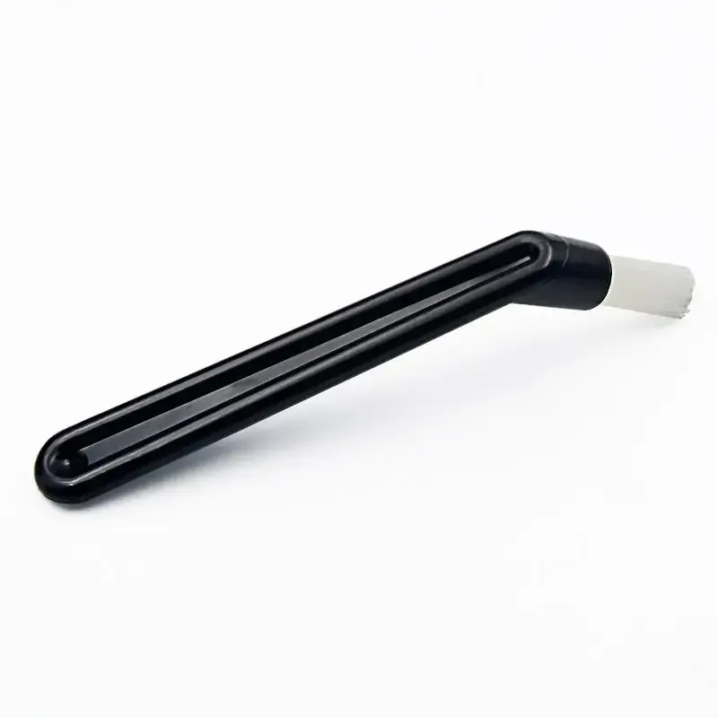 Prise en main ergonomique de la brosse