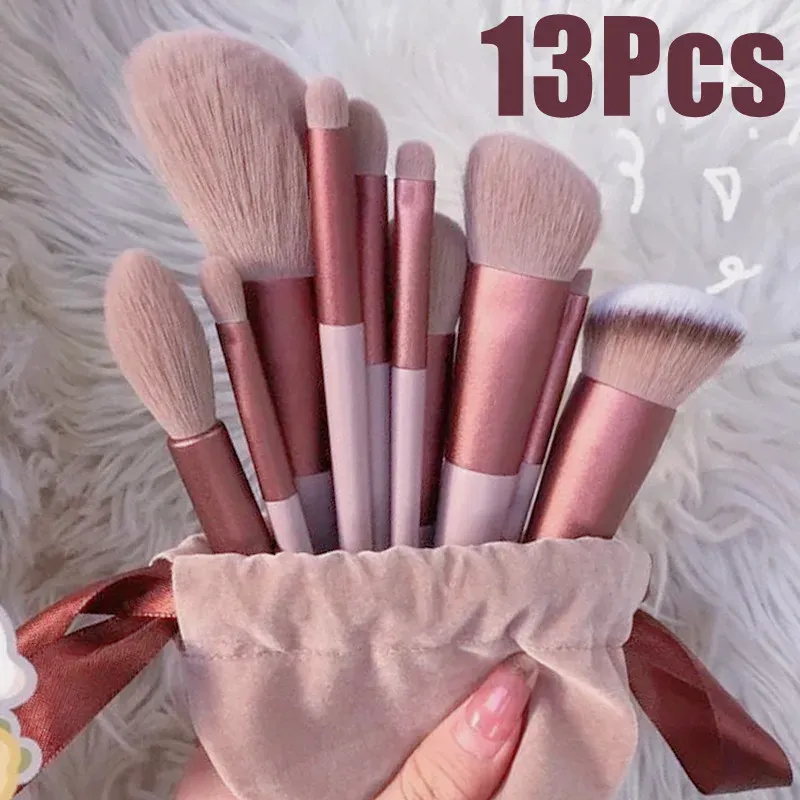 Ensemble de 13 pinceaux de maquillage doux avec trousse de rangement