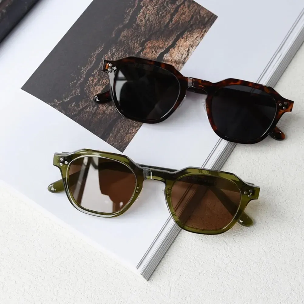 Lunettes de soleil polarisées carrées en TR90 pour femmes et hommes, monture épaisse au design rétro 4