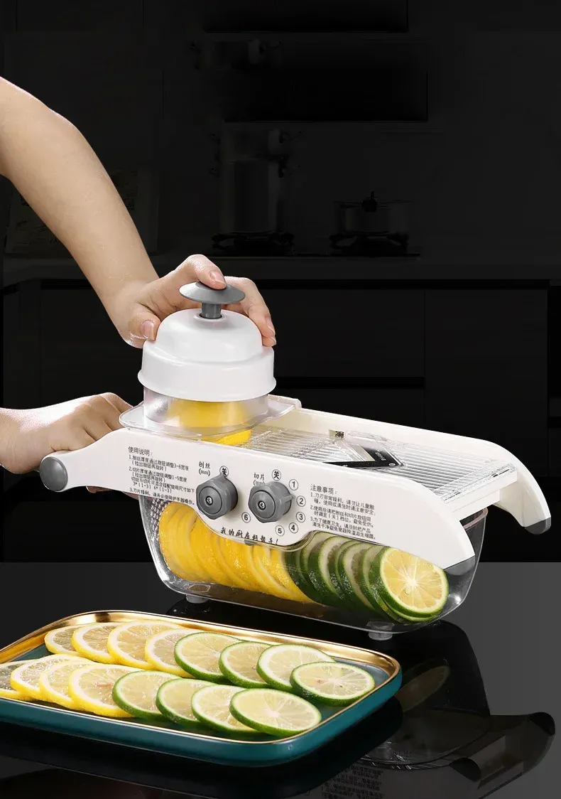 Trancheur de citron en situation d'utilisation