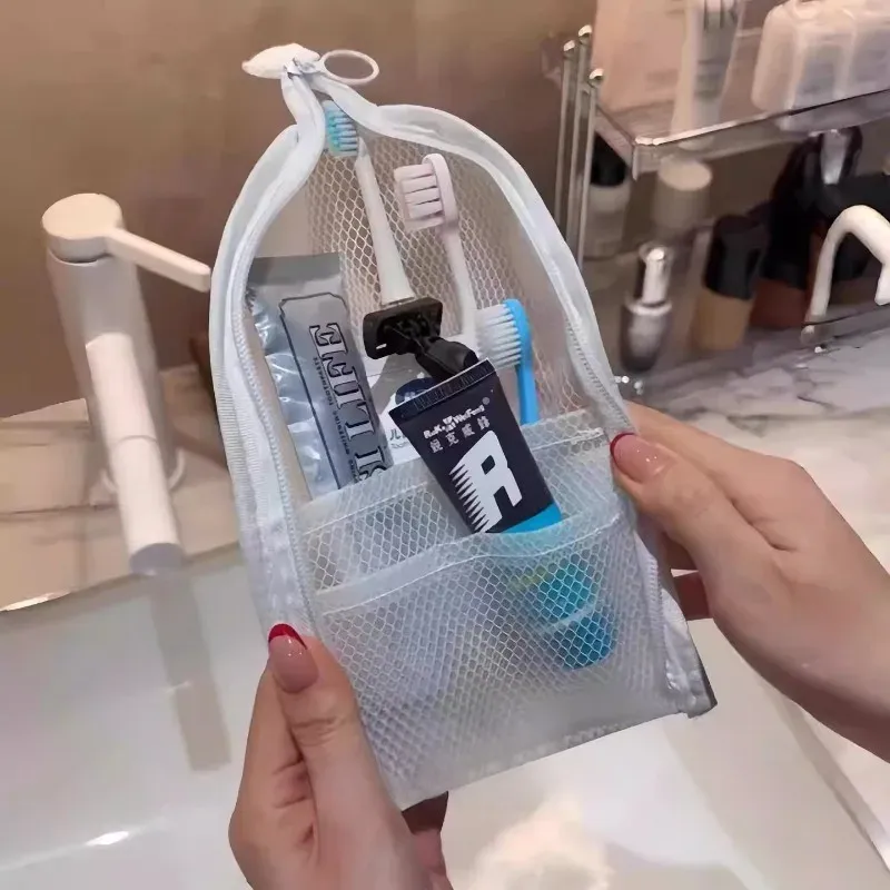 Trousse de toilette, vue de profil
