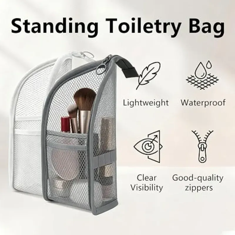 Trousse de toilette dans un intérieur de salle de bain