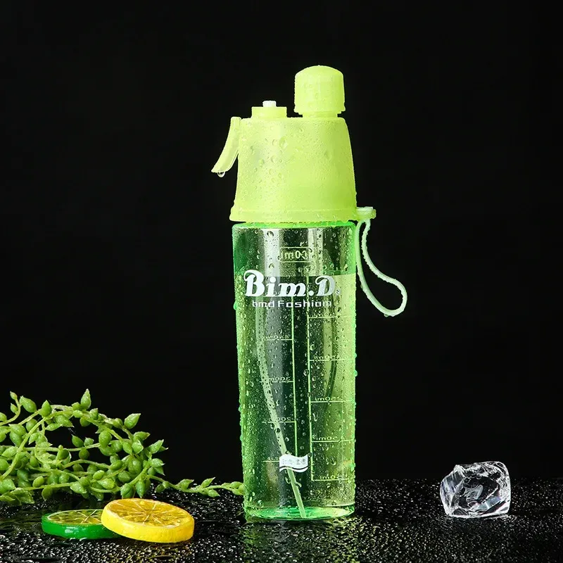 Bouteille d'eau portable en extérieur