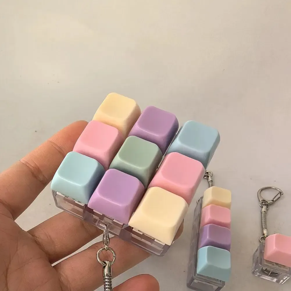 Porte-clés fidget clicker avec 1, 4, 5 ou 9 boutons façon clavier mécanique, idéal pour tromper l'ennui (sans LED) 3