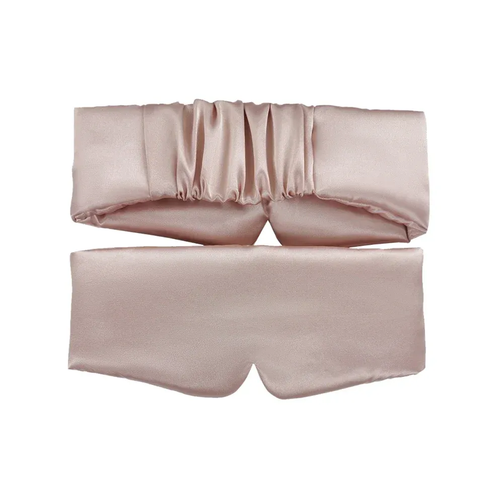 Masque de sommeil en satin de soie, instant détente