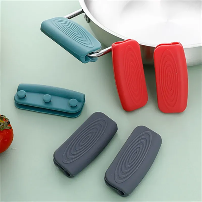 Paire de couvre-poignées en silicone anti-brûlure et antidérapants pour casseroles et poêles 4