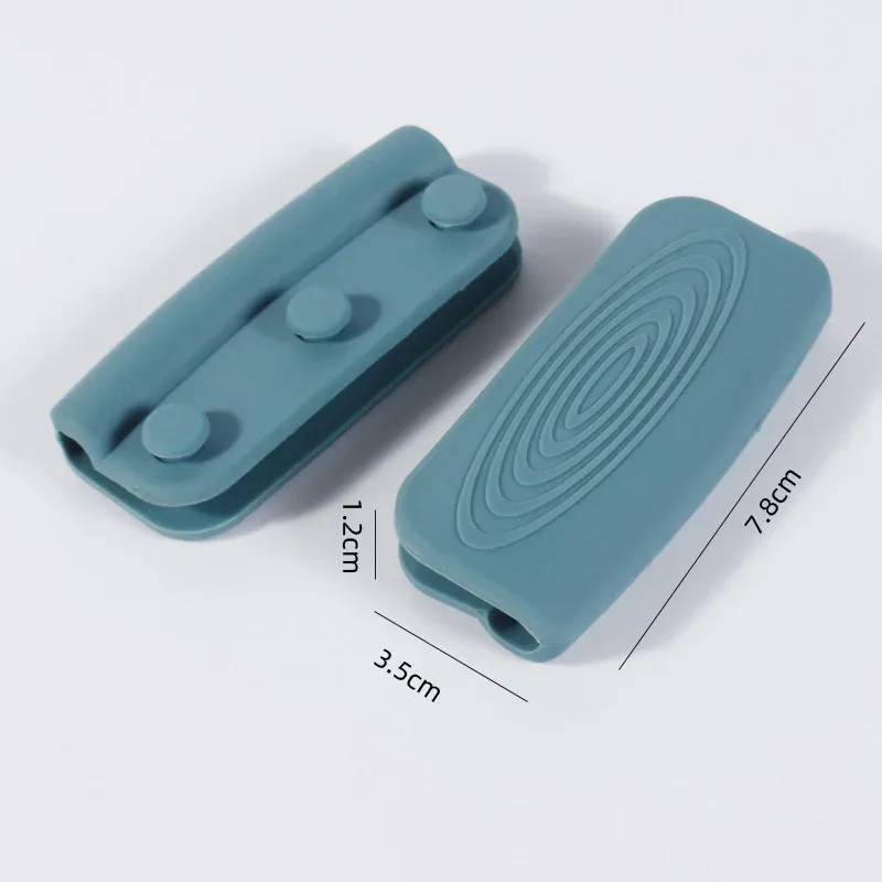Paire de couvre-poignées en silicone anti-brûlure et antidérapants pour casseroles et poêles 9