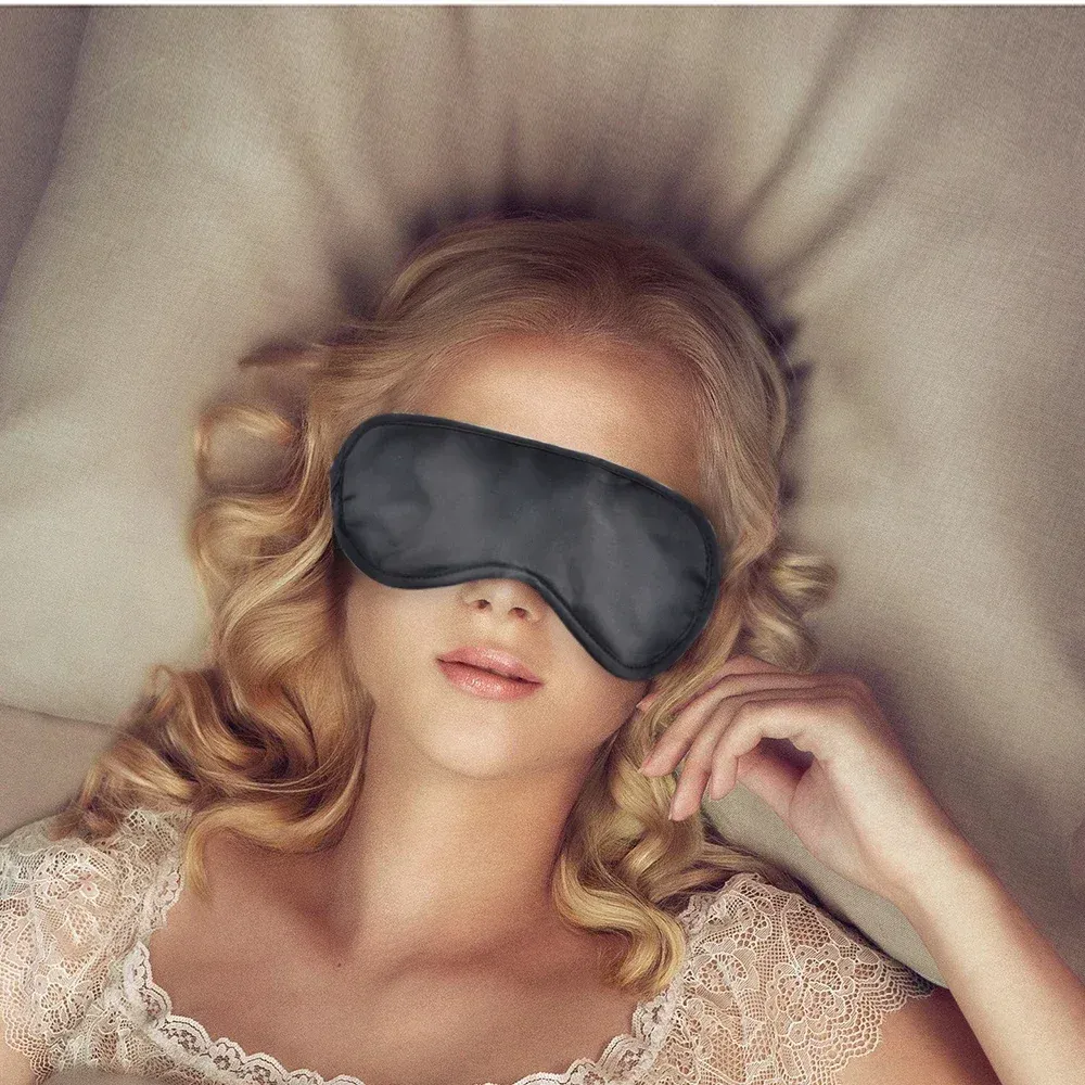 Masque pour les yeux noir pour un usage quotidien