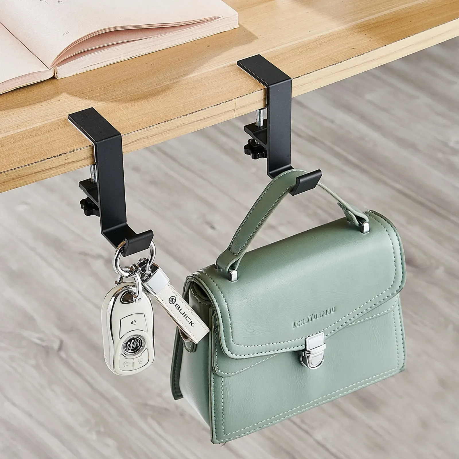 Rangement pratique au bureau