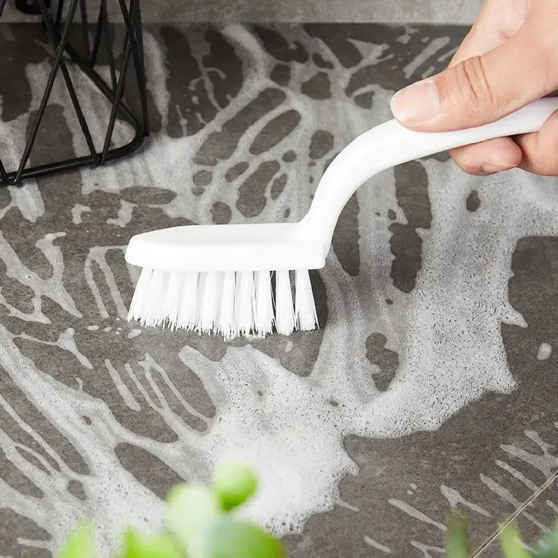 Brosse de nettoyage pour rainures de fenêtre