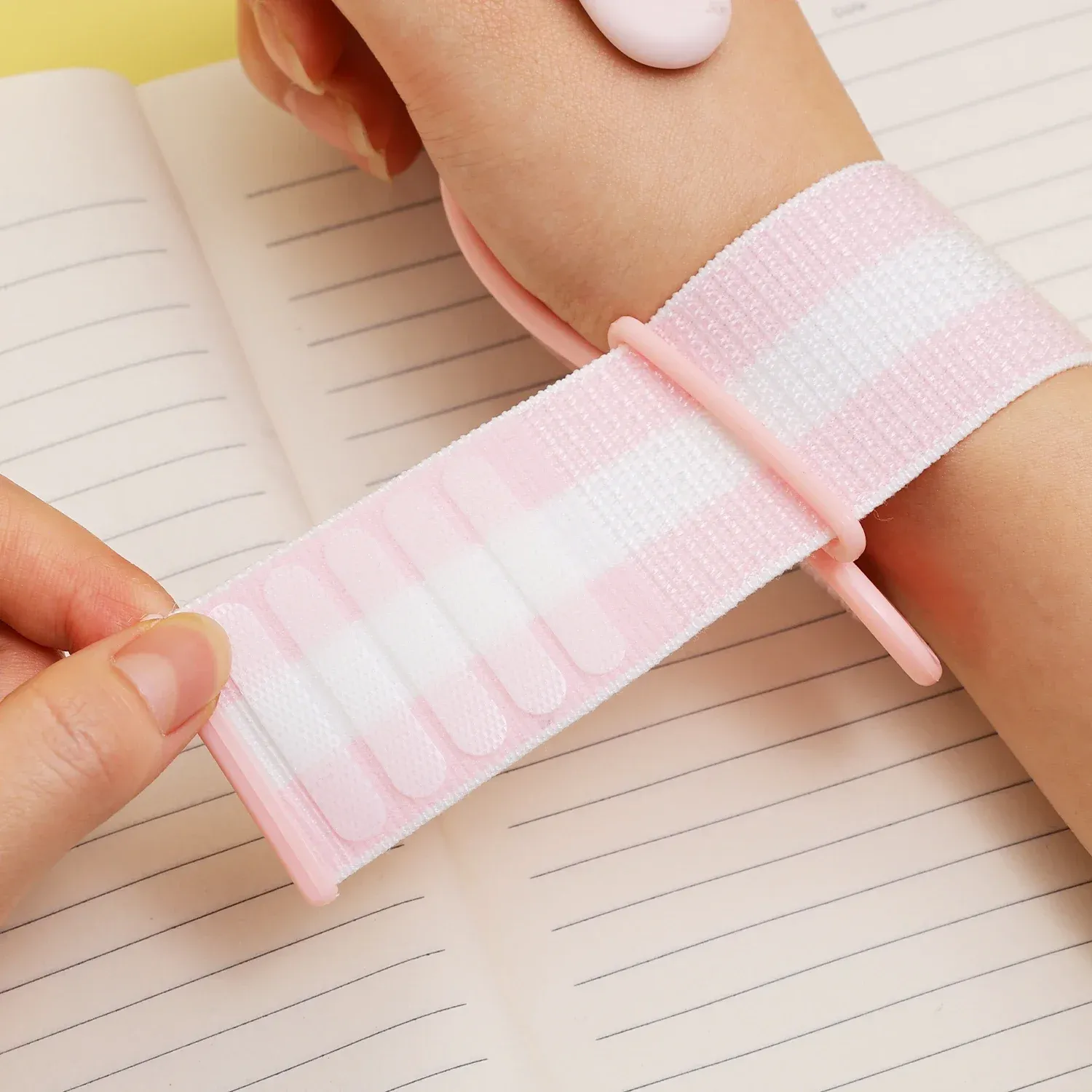 Correcteur de poignet et de posture pour enfants : aide à la tenue du stylo pour écoliers débutants 3