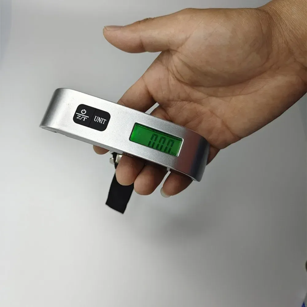 Balance électronique portable pour bagages à main 50 kg/110 lb, écran LCD numérique, balance de précision pour valises, outil de pesée de bagages de voyage 4