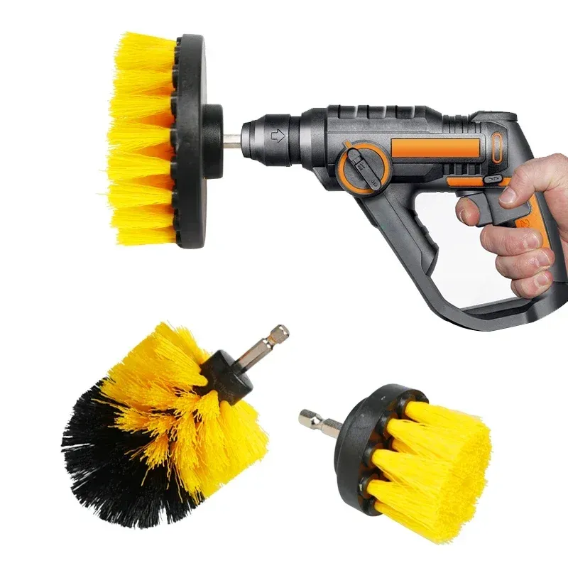 Entretien des plinthes avec la brosse